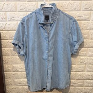 GAP Women’s Short Sleeve Denim